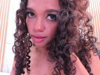 KellyAmbaris - Live porn &amp; sex cam - 27778762