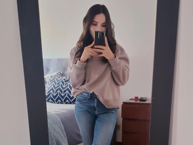 MiaReed - сексуальная веб-камера в реальном времени - 27780764