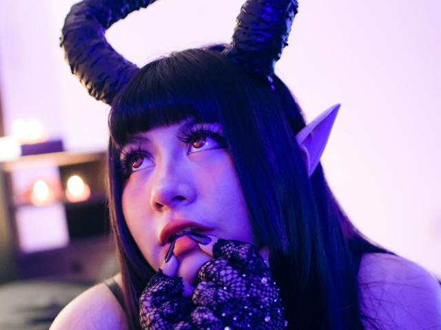 LinaMoon - Live porn &amp; sex cam - 27782437