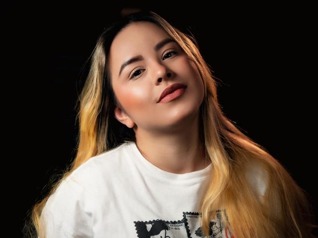 AshleyCampbell - Live porn &amp; sex cam - 27783872