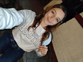 SaarahJones - Live porn &amp; sex cam - 27786695