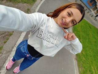 SaarahJones - Camera khiêu dâm &amp; quyến rũ trực tiếp - 27786722