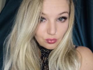 AlmaDeAngel69 - Live porn &amp; sex cam - 27786788