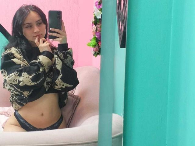 AnnieLamberth - Live porn &amp; sex cam - 27787922