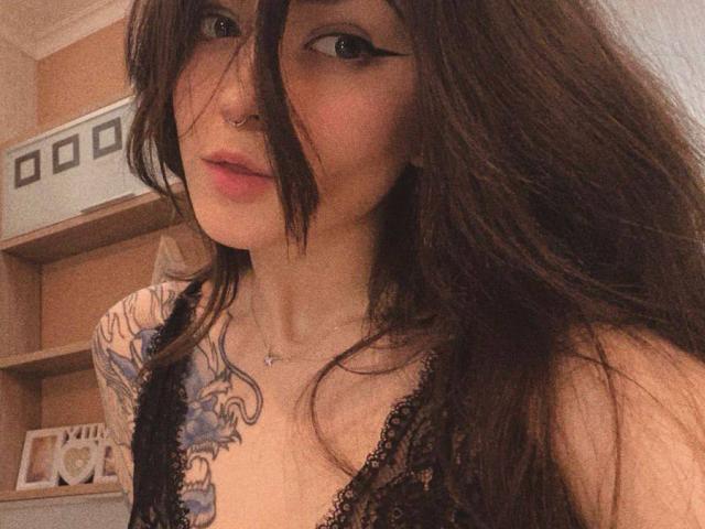 IrishReversed - Live porn &amp; sex cam - 27793904