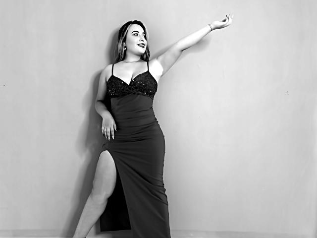 ZoeTobon69 - Live Sex Cam - 27794720