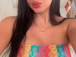 EmilyParkerr - Live porn &amp; sex cam - 27794729