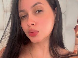 EmilyParkerr - Live porn &amp; sex cam - 27794765