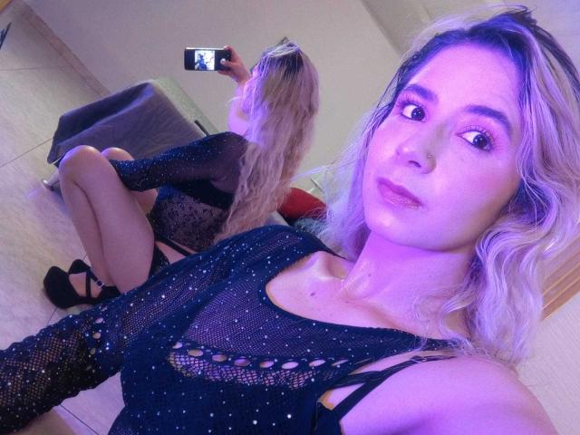 SophieTeller - Live porn &amp; sex cam - 27795593