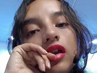 ChloeJonesX - Sexe cam en vivo - 27797084