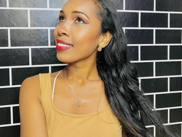 CherieSauvage - Live porn &amp; sex cam - 27797399