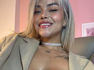 MajoJones - Live sex cam - 27797492