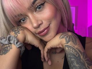 MajoJones - Live sex cam - 27797498