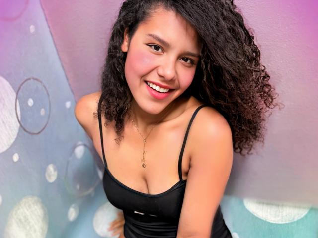 AriaVega - Camera khiêu dâm &amp; quyến rũ trực tiếp - 27797612