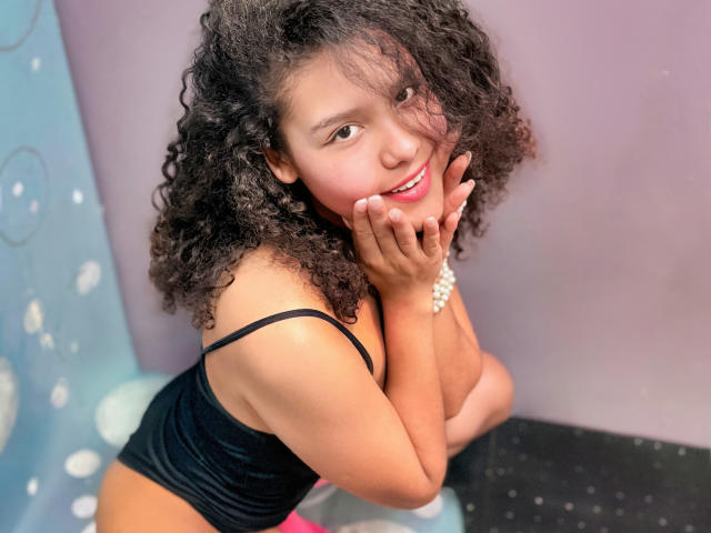 AriaVega - Live porn &amp; sex cam - 27797663