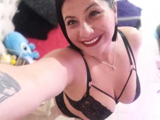AngeleRoux - Élő pornó és szexkamera - 27798467