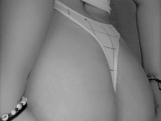 AiuniHot - Live porn &amp; sex cam - 27798548