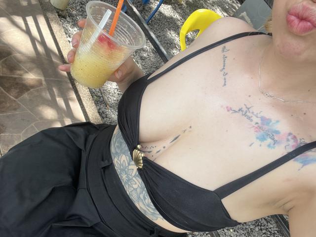 SammyViolet - Live porn &amp; sex cam - 27799688