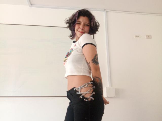 AluDamn - 라이브 포르노 &amp; 섹스 캠 - 27800840