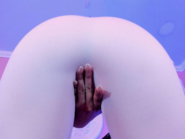 ArianaRogers - 라이브 포르노 &amp; 섹스 캠 - 27801761