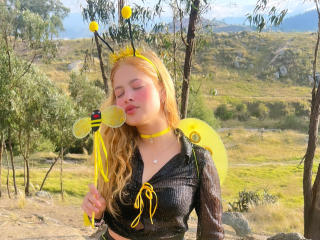 ShantalSummer - Live porn &amp; sex cam - 27804659