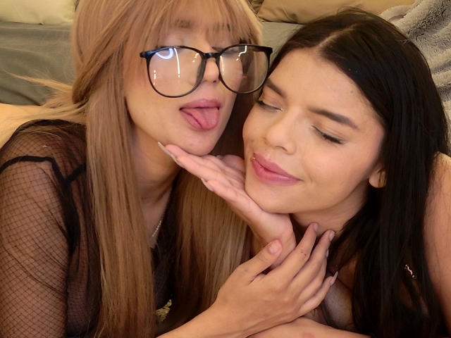 VelvetSins - Live porn &amp; sex cam - 27804683