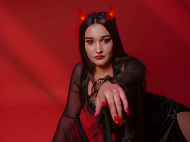 GoldenHear - Live porn &amp; sex cam - 27804917