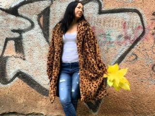 MirandaHott69 - Live sex cam - 27806255
