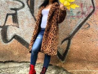 MirandaHott69 - Live sex cam - 27806270