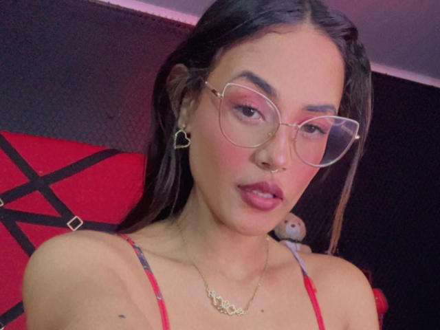 MelisaSavino - Live porn &amp; sex cam - 27808115