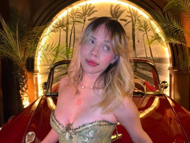 EmmaRiveraa - сексуальная веб-камера в реальном времени - 27808121