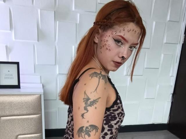 EmmaThomsonn - Live sexe cam - 27808985