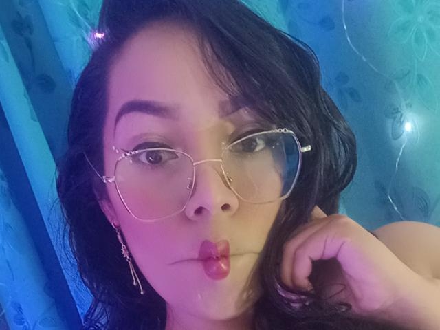 FetishLoverAna - сексуальная веб-камера в реальном времени - 27809324