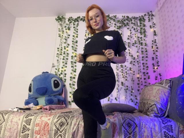 SarahRousen - Élő pornó és szexkamera - 27809585