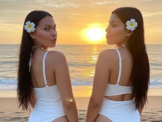 AlanaAndShaira - Live porn &amp; sex cam - 27809786