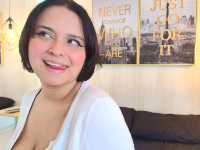 Blueeskyy - Live porn &amp; sex cam - 27810491