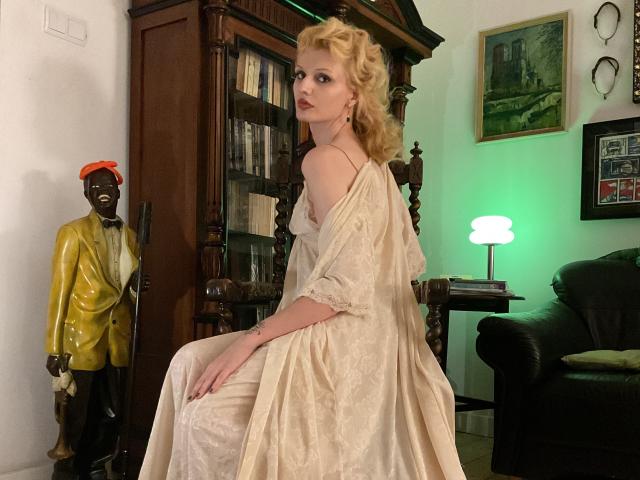 ThaliaWhisper - Live sex cam - 27812246