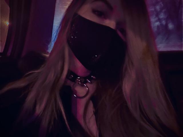 EnaMore - Live porn &amp; sex cam - 27812318