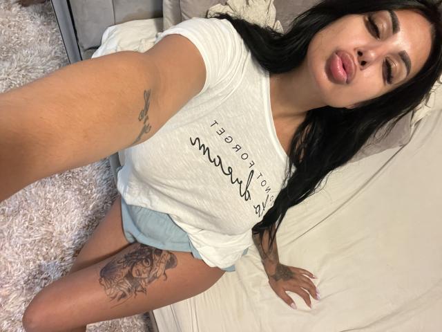 IsaRosa - Live porn &amp; sex cam - 27812840