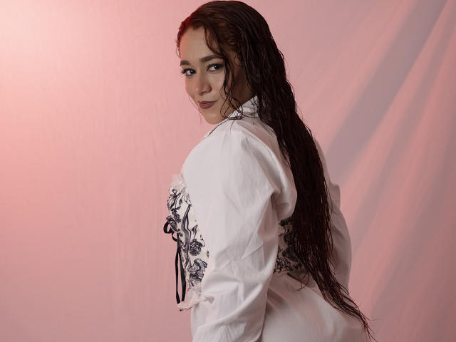 ValeryHilton - ライブポルノ&amp;セックスカム - 27813332