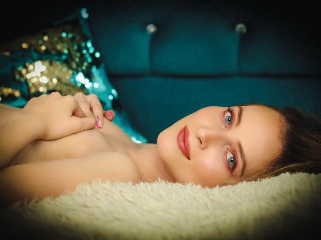 AmbeerWood - сексуальная веб-камера в реальном времени - 27813476