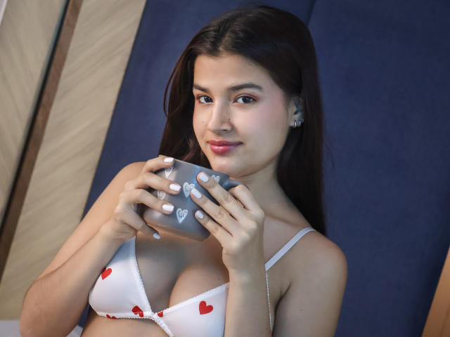 IrisBlair - Live sex cam - 27815630