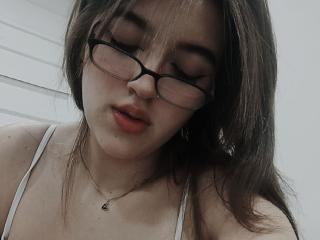 ZoeyClark - Live porn &amp; sex cam - 27815885
