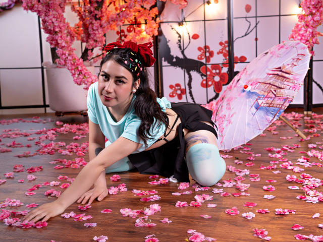 LeahMuniz - сексуальная веб-камера в реальном времени - 27816839