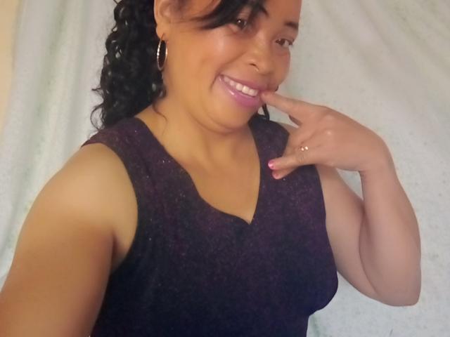 Rahel69 - Live porno og sexkamera - 27817571