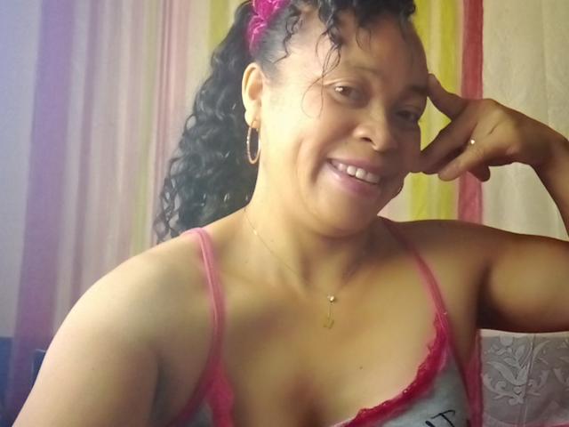 Rahel69 - Sexe cam en vivo - 27817577