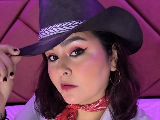 FlaviaSaenz - Live sex cam - 27818330