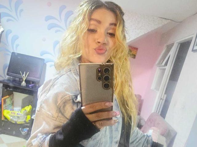 AzhunaStar - Live sex cam - 27819146