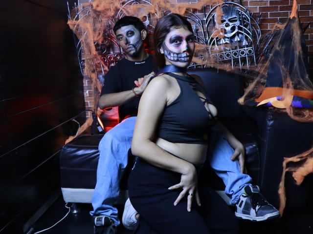 AnyelinAndMark - Live porn &amp; sex cam - 27819884