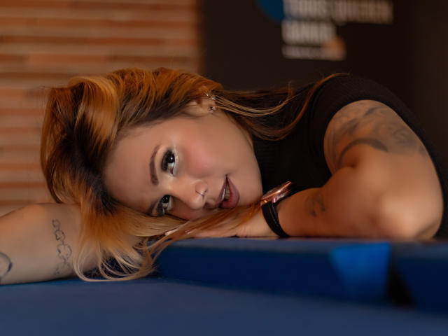 AzhunaStar - Live porn &amp; sex cam - 27820013